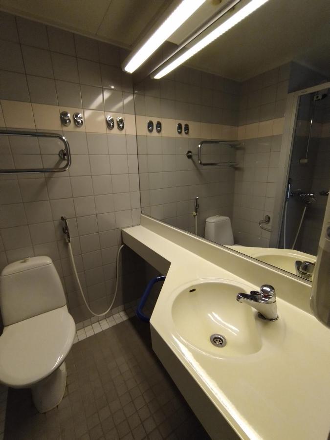 West Side Hotel Турку Экстерьер фото