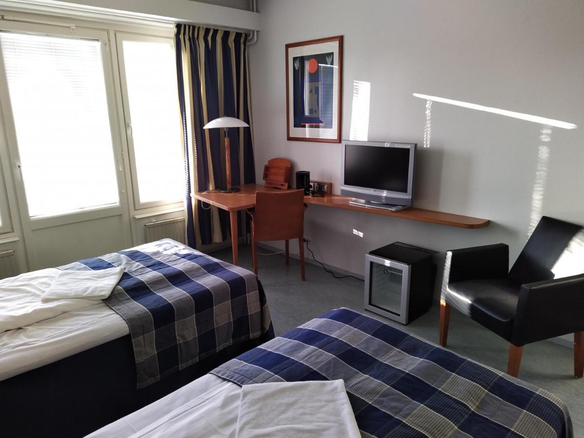 West Side Hotel Турку Экстерьер фото